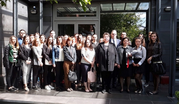 Консули розповіли про особливості дипломатичної роботи студентам-міжнародникам Українсько-угорського ННІ