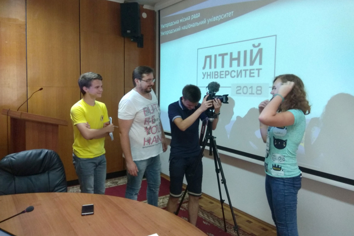 Учасники Літнього університету знайомилися з найстаршим вишем Закарпаття нестандартно!