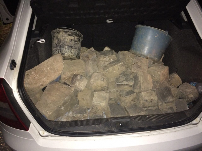 Як свідомий ужгородець бруківку на Капушанській врятував