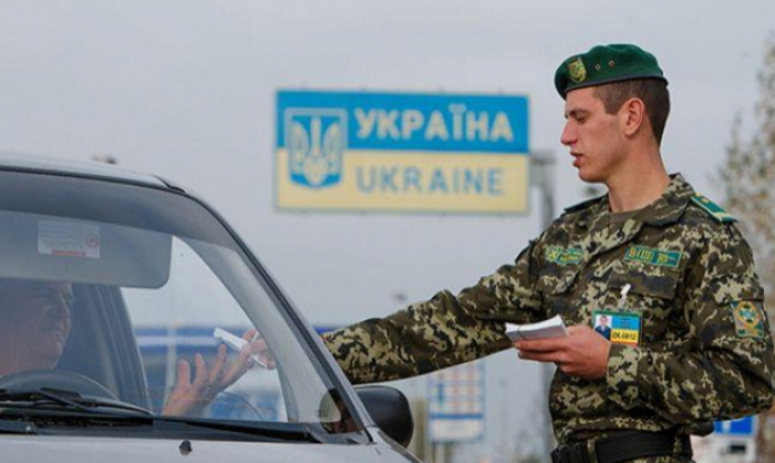 35-річну українку за нелегальне перевезення хлопчика затримали на кордоні в Закарпатті