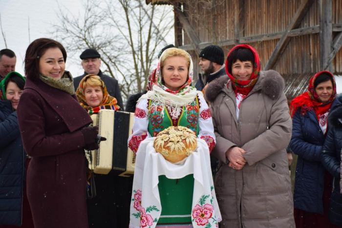 Коляди на всі лади: в Ужгородському скансені демонстрували різдвяні традиції Закарпаття