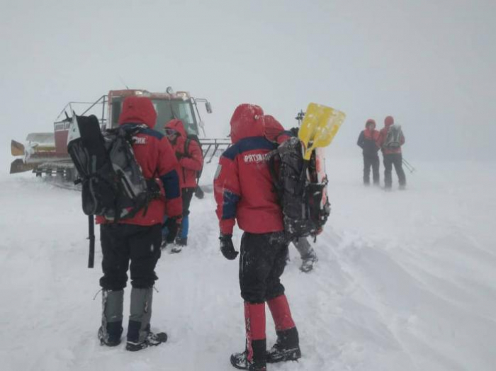 Закарпатські рятувальники застерігають від походів у гори