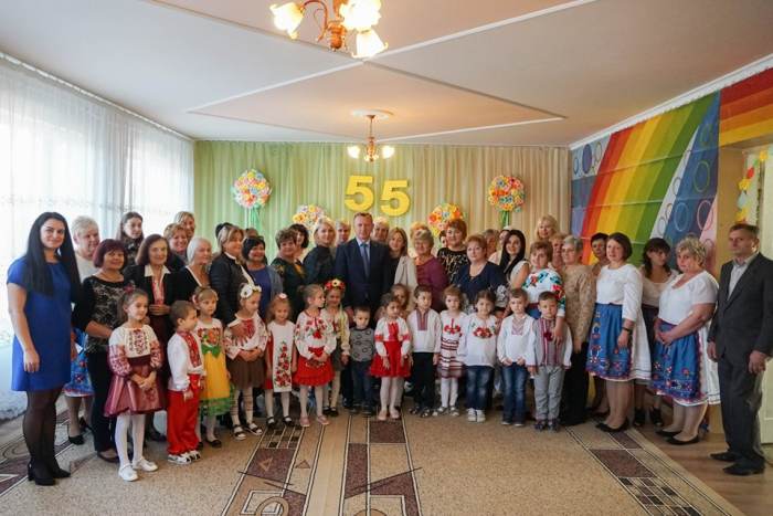 В Ужгороді дитсадок №15 «Казка» святкує ювілей – 55-річчя діяльності (ФОТО)