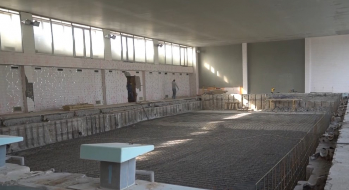 В Ужгороді реставрують басейн, який не ремонтували 20 років