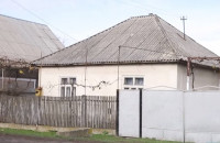 На Іршавщині під час сімейної сварки чоловік досмерті забив 83-річну матір