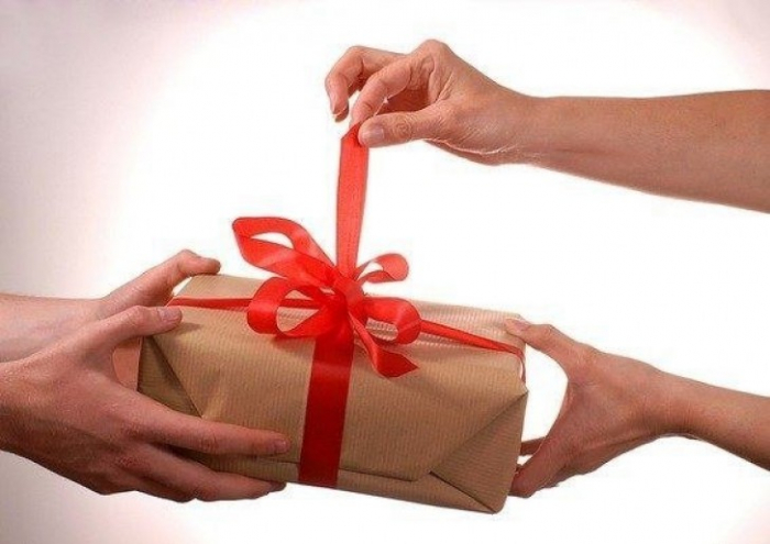 Закарпатська ДПС про оподаткування новорічних подарунків