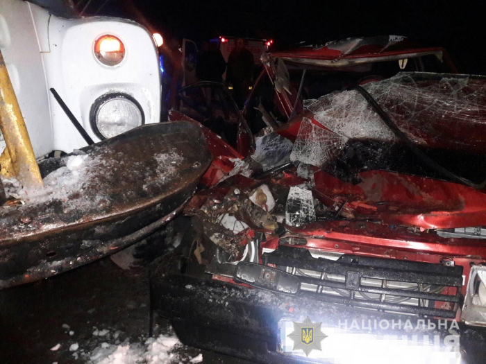 Смертельна ДТП на Мукачівщині: 50-річна пасажирка легковика померла у лікарні