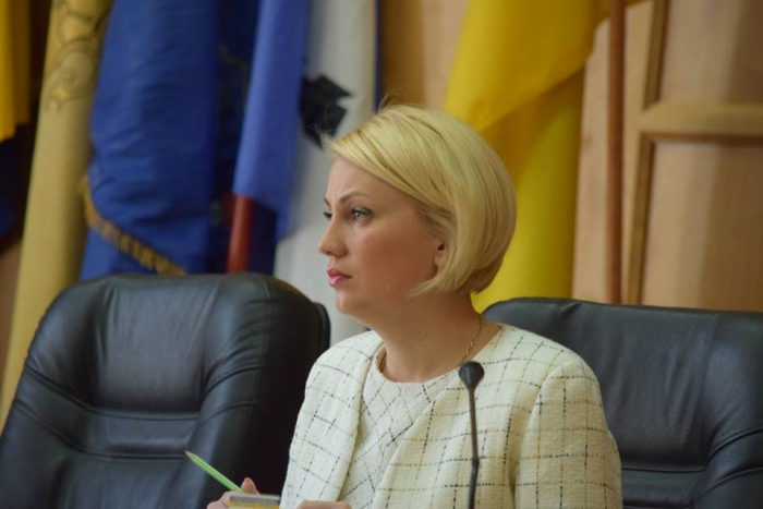 Депутати в Ужгороді збільшили фінансування Програми діяльності “Дороги життя” до 2 млн 300 тис