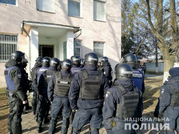Поліція Закарпаття провела тактико-спеціальні навчання