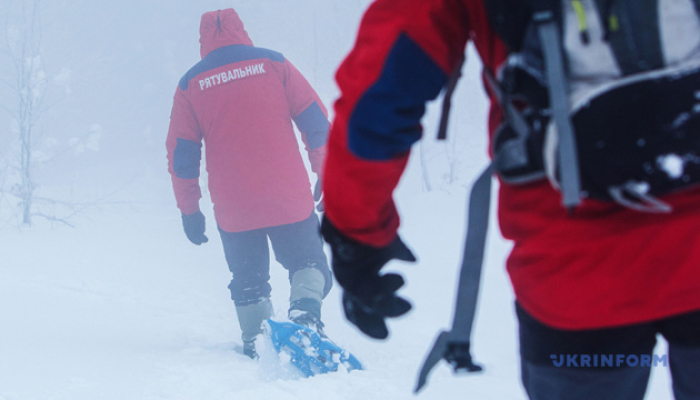 Шукачі загублених лижників: Один день із гірськими рятувальниками на курорті Пилипець
