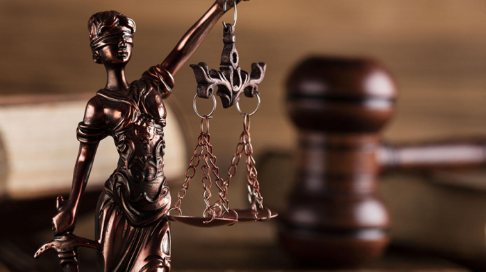 Виноградівець намагався вбити свою сестру та травмував ще чотирьох осіб - справу передали до суду