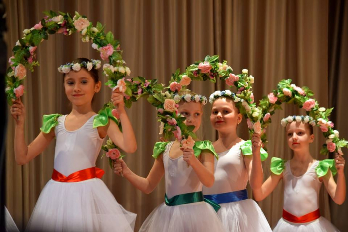Учні Ужгородської школи мистецтв дали великий звітний концерт у філармонії (ФОТО)