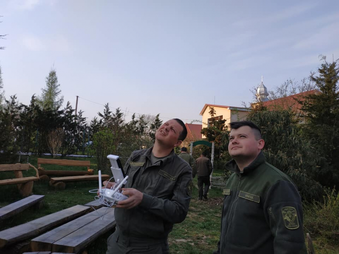 На Виноградівщині лісівники опановують новий метод виявлення лісових пожеж – з неба