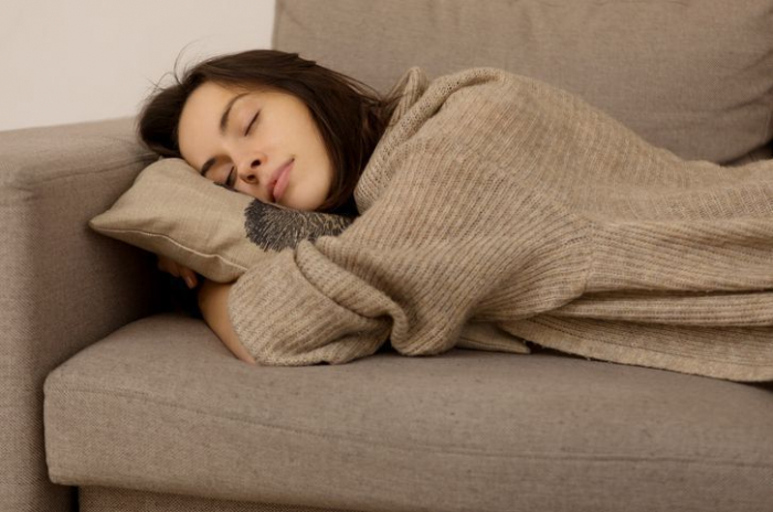 Корисно знати: чому медики рекомендують спати вдень?