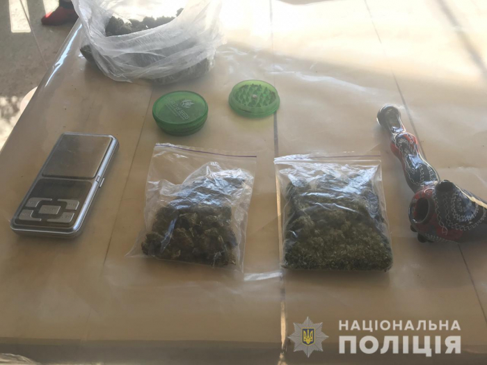 Поліціянти вислідили у Сторожниці, під Ужгородом, місцевого "наркобарона"