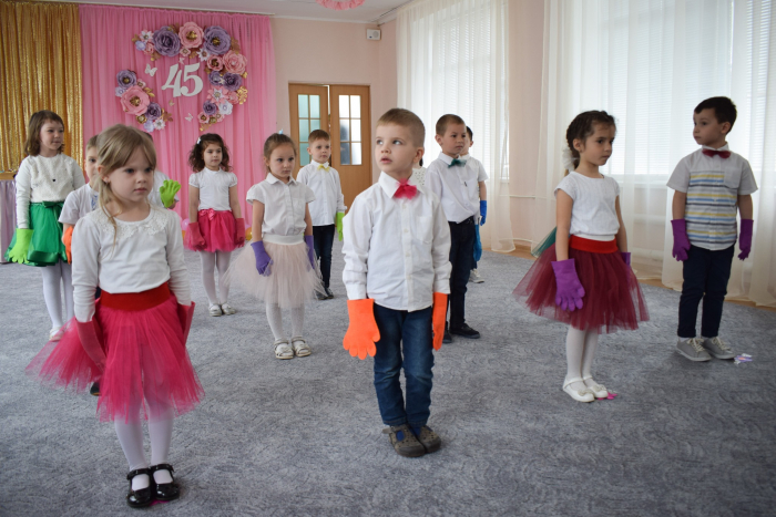 45 років виховують діток: ужгородський дошкільний навчальний заклад №8 «Дзвіночок» відзначає день народження