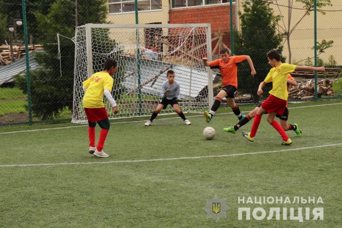 На Закарпатті відбувся фінал поліцейського чемпіонату з міні-футболу серед дітей. Хто переміг?