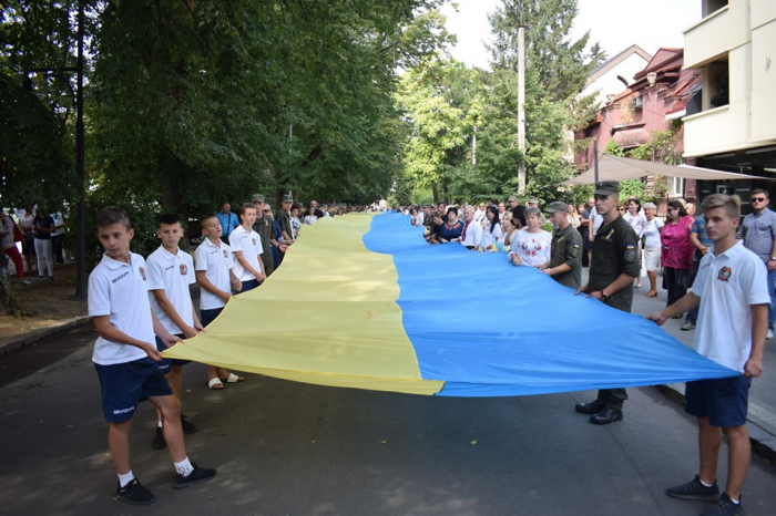Ужгород святкує День Державного прапора, що став втіленням національної єдності (ФОТОРЕПОРТАЖ)