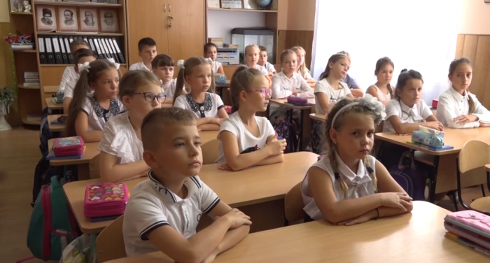 Ужгородські школярі зібрали кошти для лікування військових