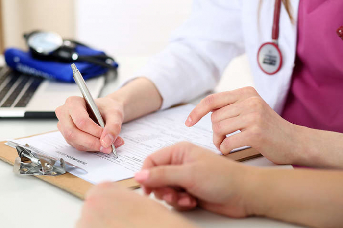 Для отримання медпослуг закарпатцям треба підписати декларацію з сімейним лікарем