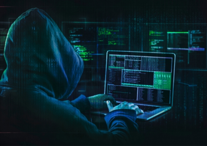 Зламував акаунти та комп'ютери: закарпатцю-хакеру загрожує до 5 років ув'язнення