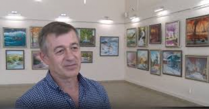 Виставку живопису презентував в Ужгороді Іван Жупан (ВІДЕО)