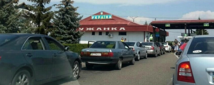 На КПП "Лужанка" на українсько-угорському кордоні — черга з майже 350 автомобілів
