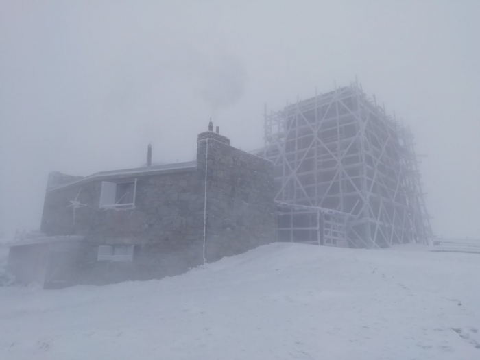 В Закарпатті, на горі Піп Іван, вдарив 10-градусний мороз
