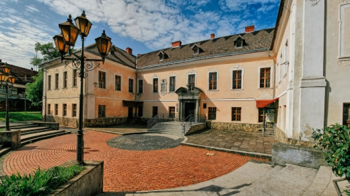 У Мукачеві палац князів Ракоці перетворять на туристичну атракцію
