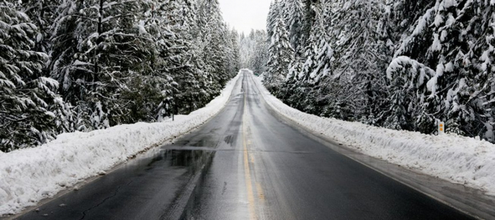 Дороги Закарпаття патрулюватиме спецтехніка: очікується крижаний дощ