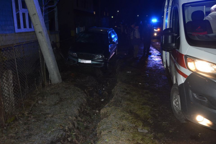 Смертельна ДТП на Тячівщині: водій «Skoda Octavia» здійснив наїзд на двох жінок-пішоходів