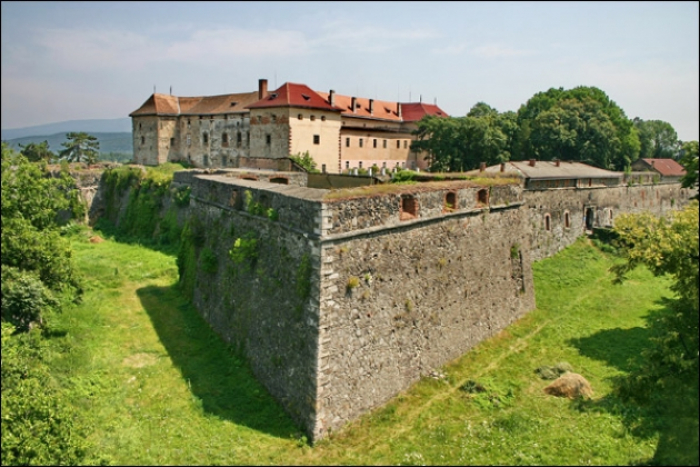 Ужгородський замок – ТОП 10 цінностей та унікальностей