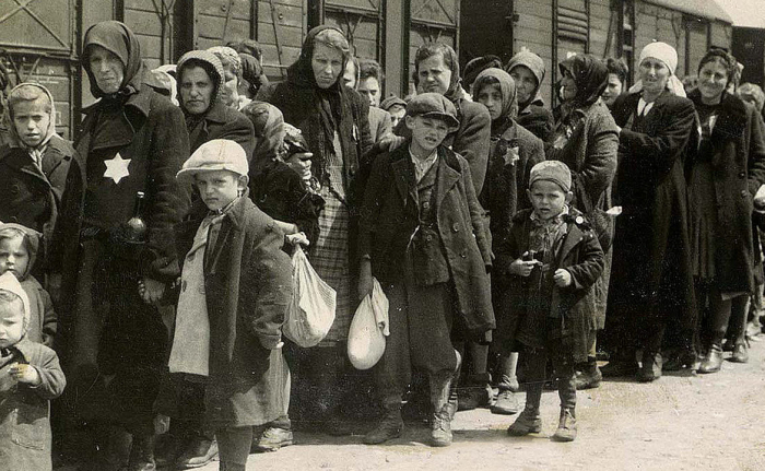 Втрачений Ужгород: як місцевих євреїв забирали до гетто