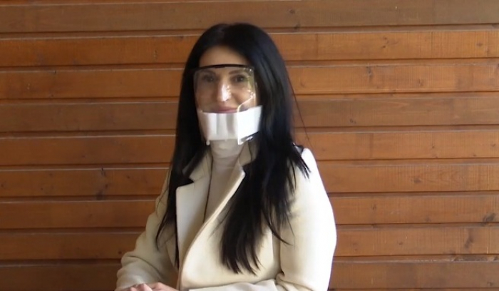 На Закарпатті зареєстрували заявку на винахід нової багатоцільової захисної маски