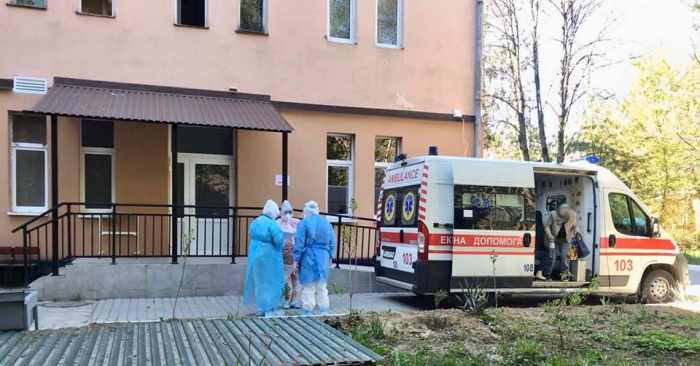 Перші 7 пацієнтів з COVID-19 лікуються в Закарпатському Центрі легеневих хвороб (ВІДЕО)