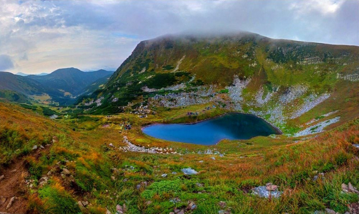 Неймовірне Закарпаття: чому варто відвідати озеро Бребенескул? (ВІДЕО)