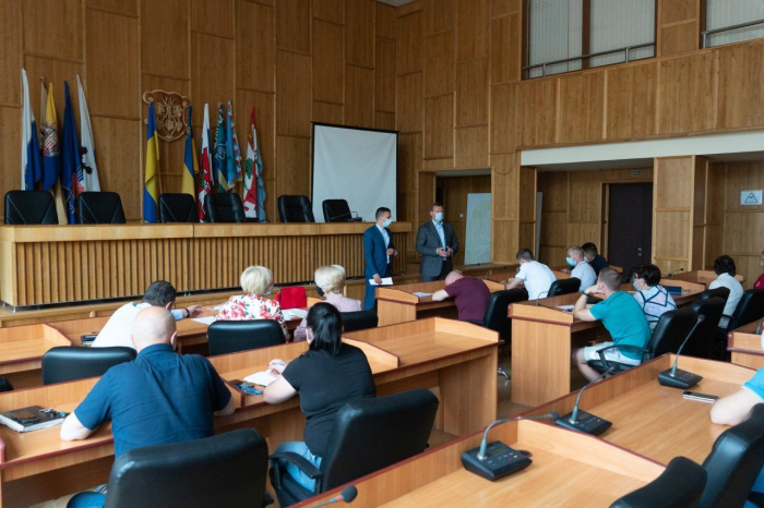 На ринках Ужгорода посилюють контроль за протиепідемічними заходами