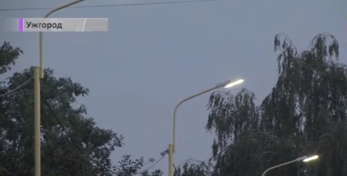 Модернізація вуличного освітлення триває в Ужгороді (ВІДЕО)