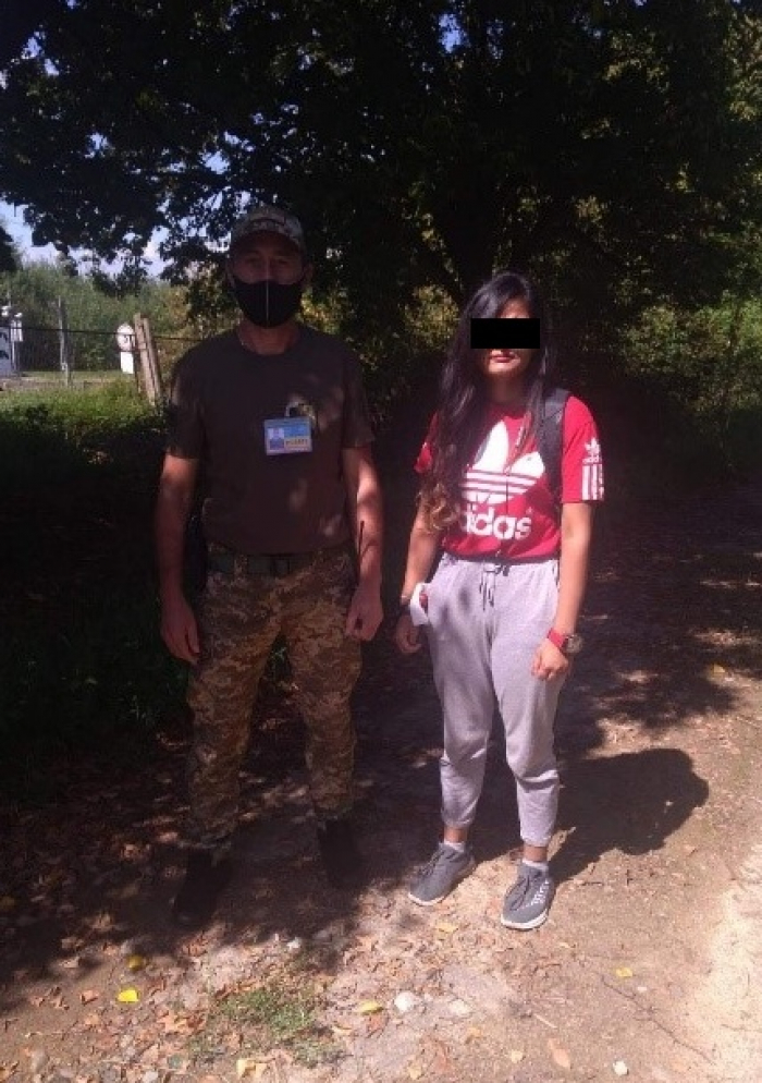 На Закарпатті поблизу кордону зі Словаччиною затримали студентку-нелегалку