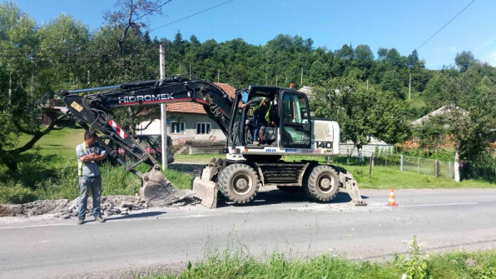 На Воловеччині ремонтники дороги пошкодили газопровід – без газу 700 споживачів