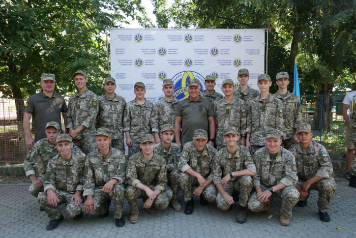 Випускники кафедри військової підготовки присягали в режимі «карантин»