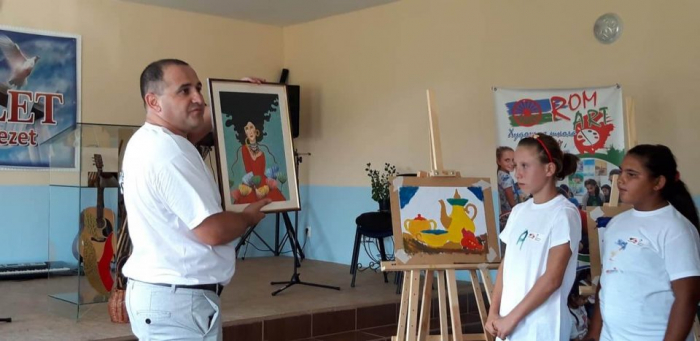 Тиберій Йонаш відкрив на Закарпатті вже другу художню школу для ромської молоді