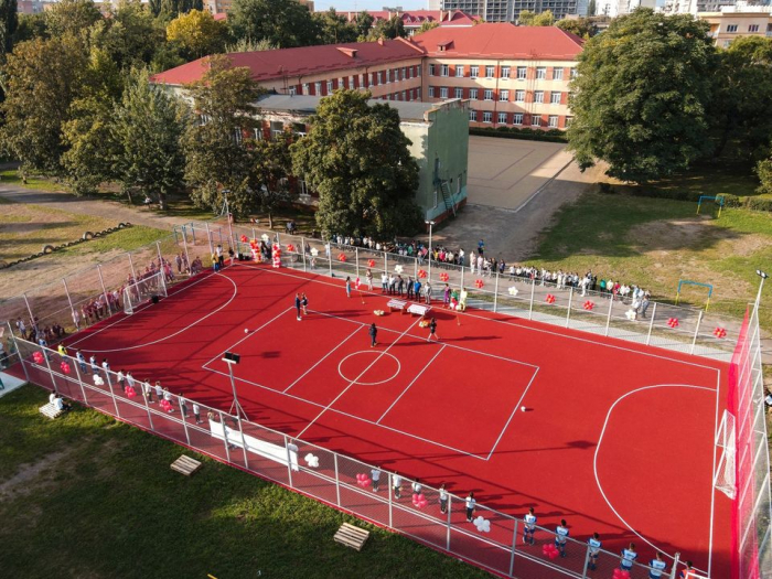 Уже 10-й сучасний спортивний майданчик відкрили в Ужгороді