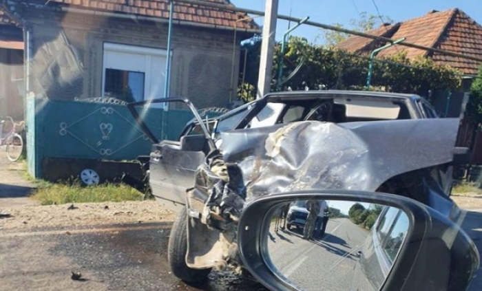 На Мукачівщині зіткнулися два автомобіля ВАЗ
