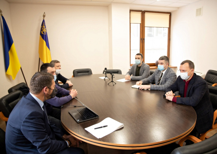 В Ужгородській міській раді відбулася зустріч із представниками китайської компанії Alfa Bus. Що пропонують?