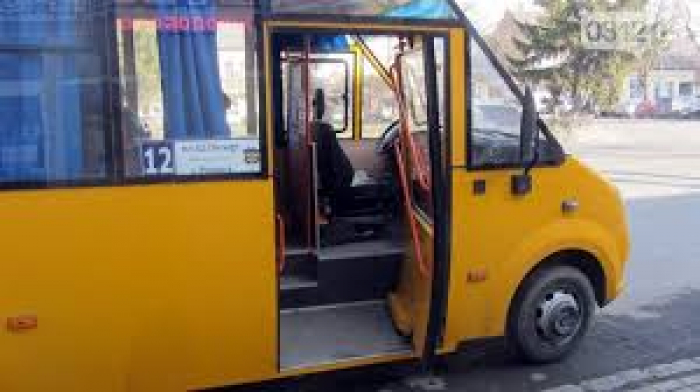 Перевезення пасажирів автобусів № 1, 12 та 15 забезпечуватиме Ужгородська РДА