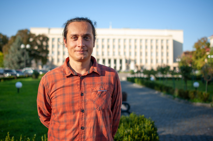 Віктор Токач: Фізик-науковець із професійним шляхом через Ужгород – Дебрецен – Індію – США