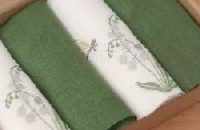 Льняные салфетки для стола: нарядно и практично