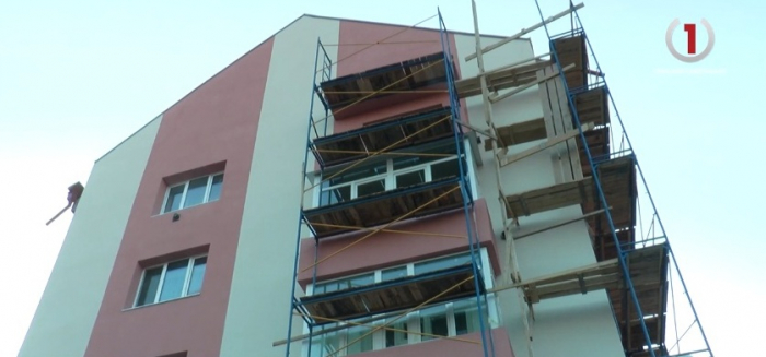 Енергомодернізація будинків: в Ужгороді облаштовують багатоповерхівку за програмою «Енергодім»