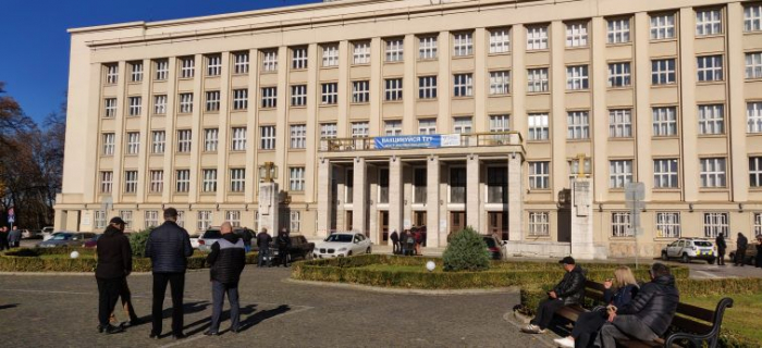 Депутати вирішили скликати позачергову сесію Закарпатської облради на 9 листопада